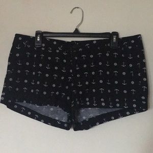 17 Kohl’s So shorts. Anchors.